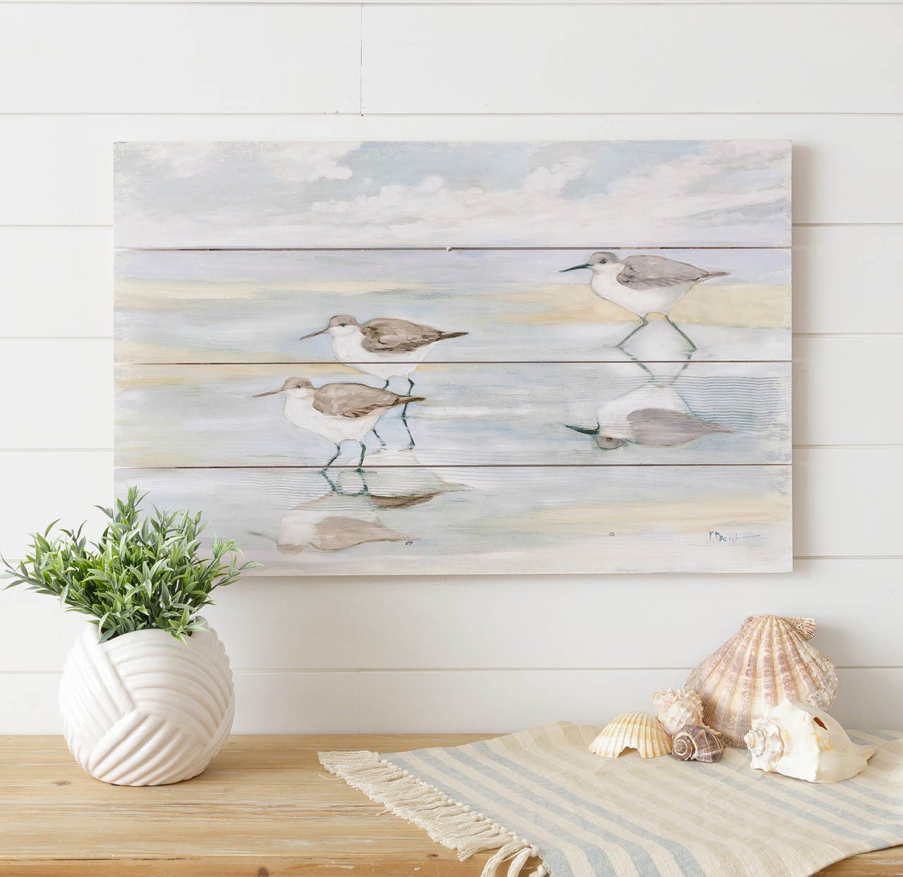 COTTAGE BY THE SHORE